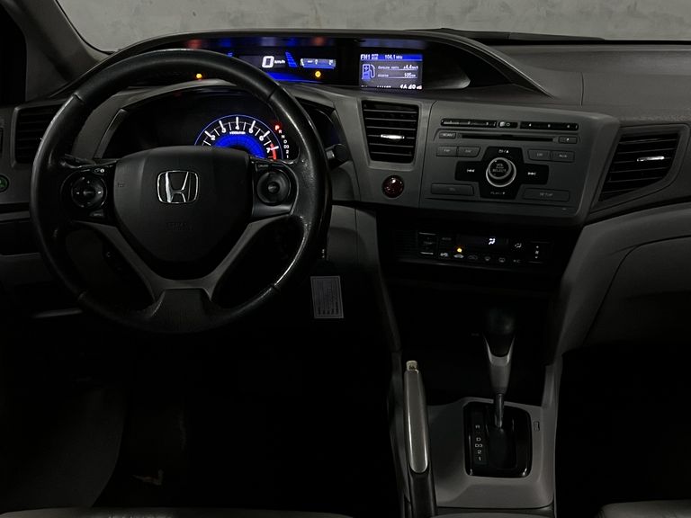 Honda Civic Sedan LXS 1.8/1.8 Flex 16V Aut. 4p