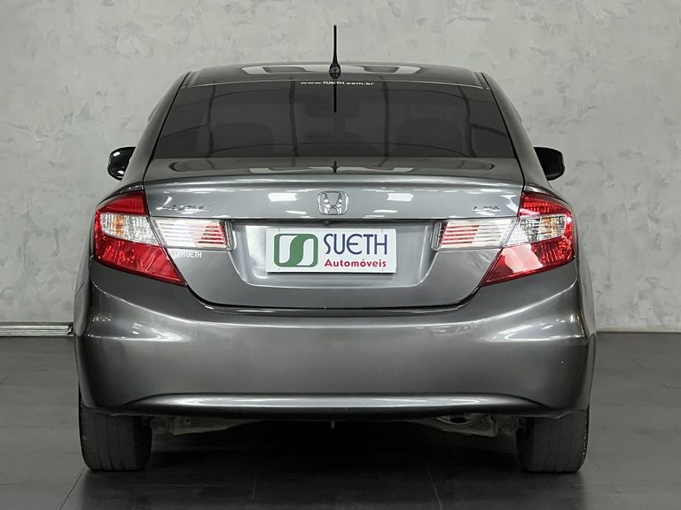 Honda Civic Sedan LXS 1.8/1.8 Flex 16V Aut. 4p