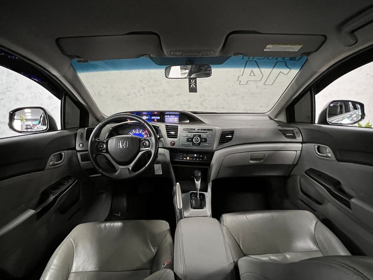 Honda Civic Sedan LXS 1.8/1.8 Flex 16V Aut. 4p