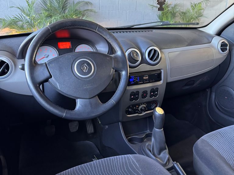 Renault SANDERO Privilège Hi-Flex 1.6 8V 5p