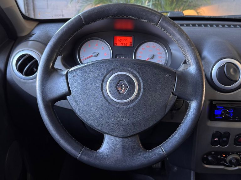 Renault SANDERO Privilège Hi-Flex 1.6 8V 5p