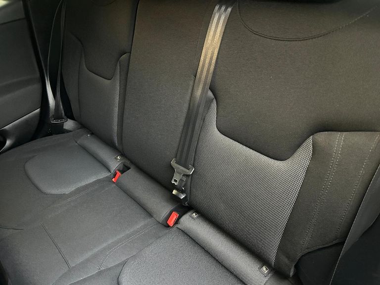 Jeep Renegade Sport 1.8 4x2 Flex 16V Aut.