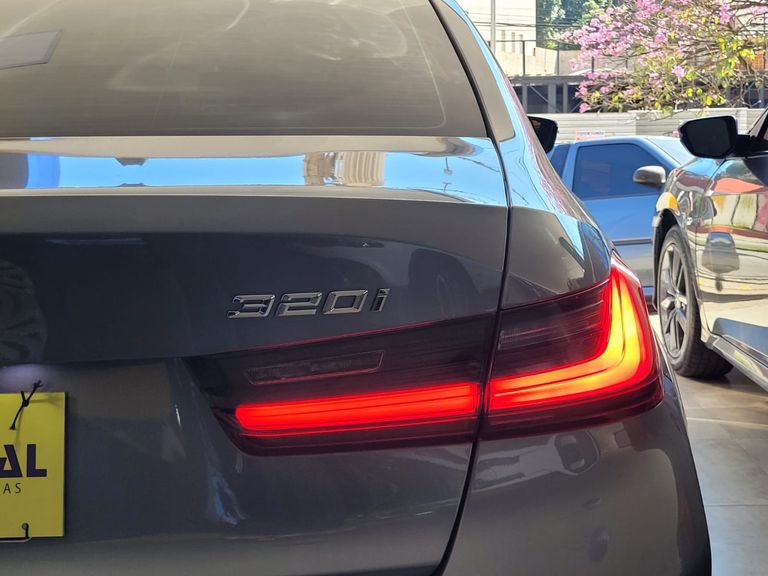 BMW 320iA 2.0 TB M Sport A.Flex/M.Sport 4p