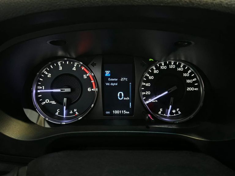 Toyota Hilux CD SRX 4x4 2.8 TDI 16V Diesel Aut.