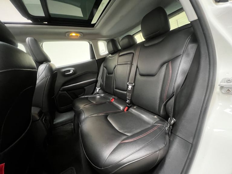 Jeep COMPASS TRAILHAWK 2.0 4x4 Dies. 16V Aut.