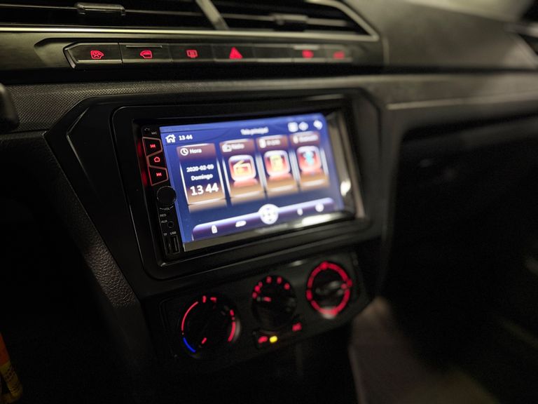 VolksWagen VOYAGE 1.6 MSI Flex 8V 4p