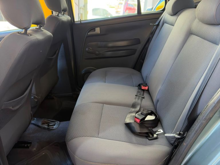 VolksWagen Fox 1.0 Mi Total Flex 8V 5p