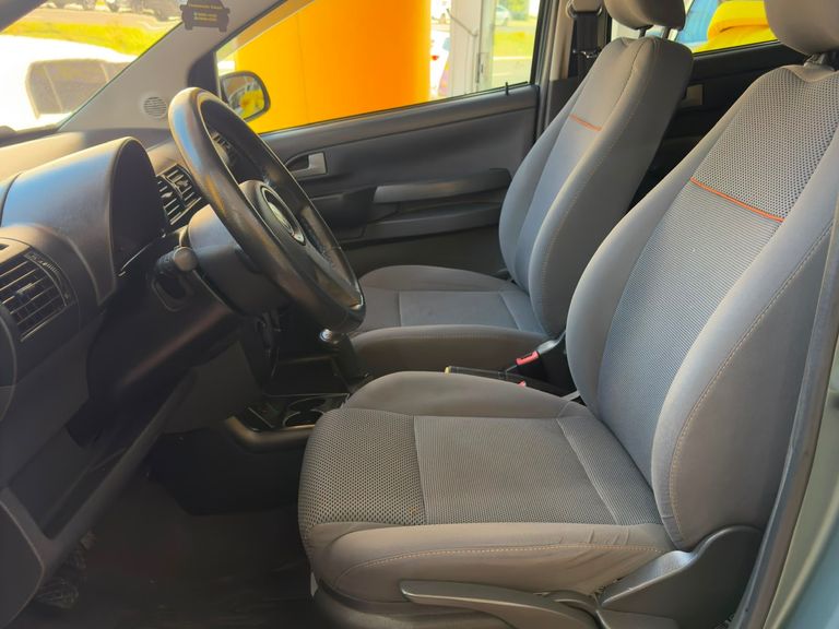 VolksWagen Fox 1.0 Mi Total Flex 8V 5p