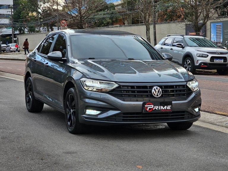 VolksWagen JETTA Comfort. 250 TSI 1.4 Flex 16v Aut.