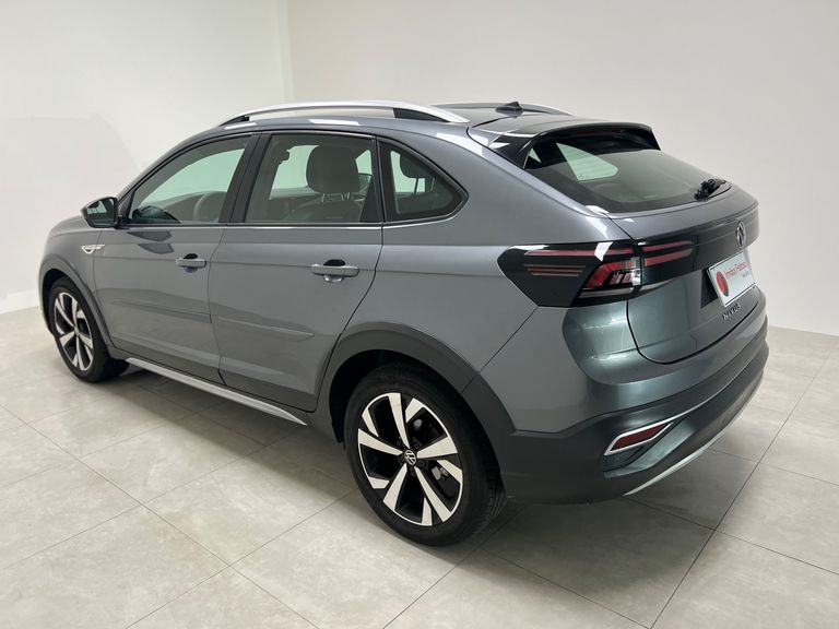 VolksWagen Nivus Highline 1.0 200 TSI Flex Aut.