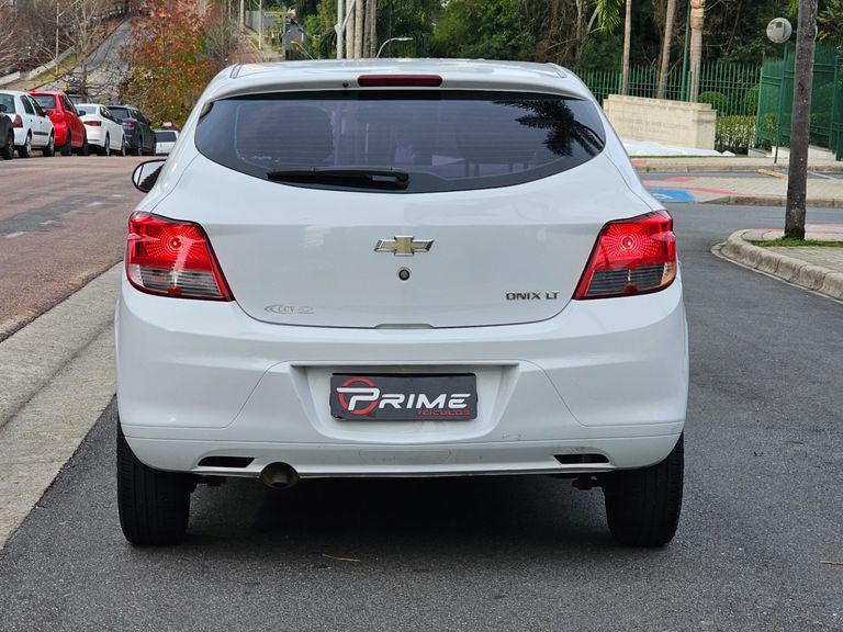Chevrolet ONIX HATCH LT 1.0 8V FlexPower 5p Mec.