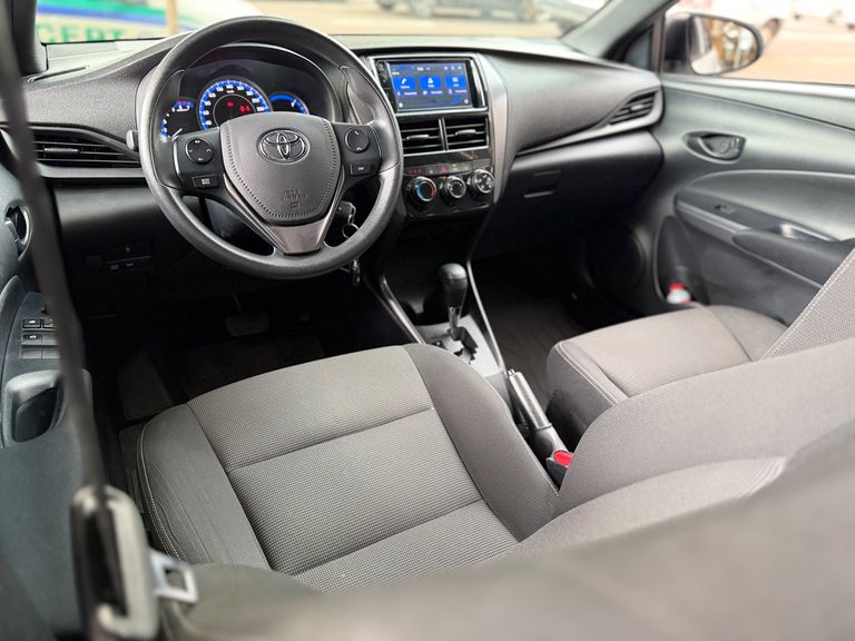 Toyota YARIS XL 1.5 Flex 16V 5p Aut.
