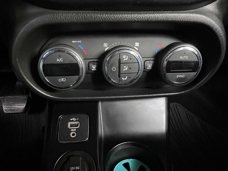 Fiat Toro Freedom 1.8 16V Flex Aut.