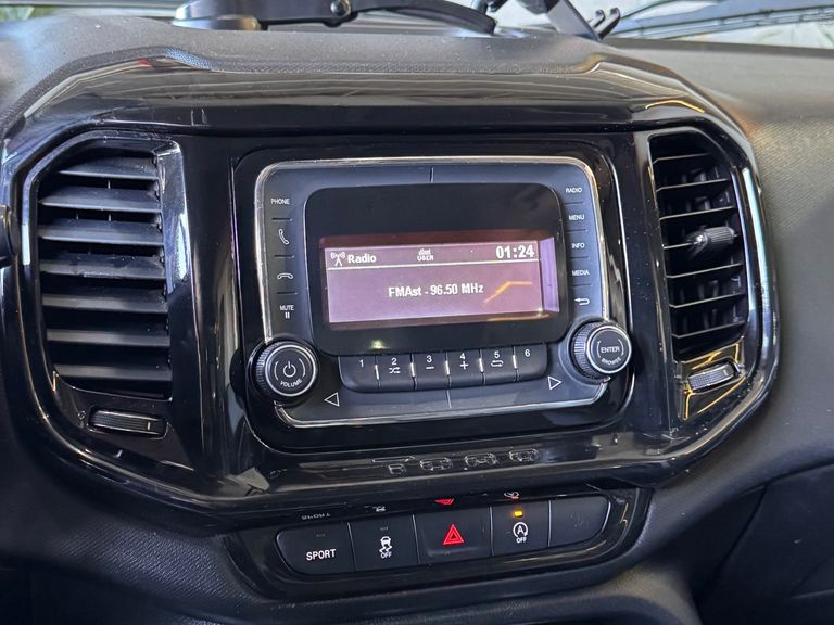 Fiat Toro Freedom 1.8 16V Flex Aut.