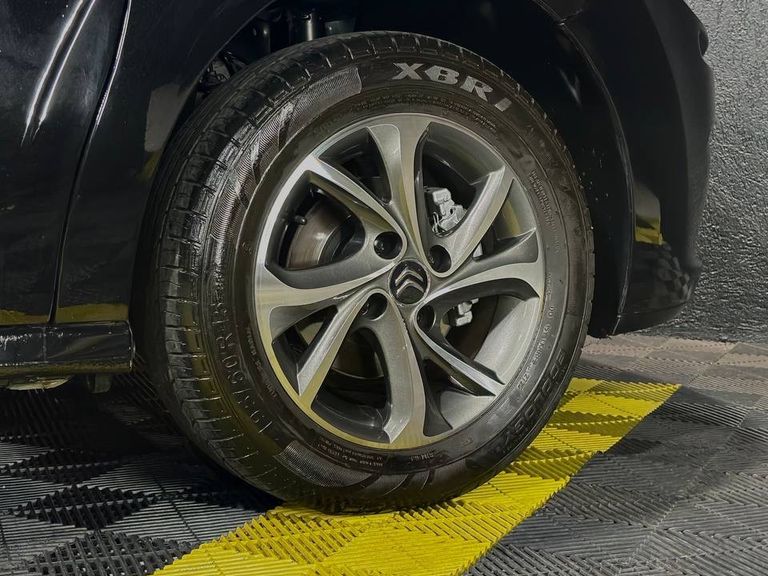 Citroën C3 Tendance 1.5 Flex 8V 5p Mec.