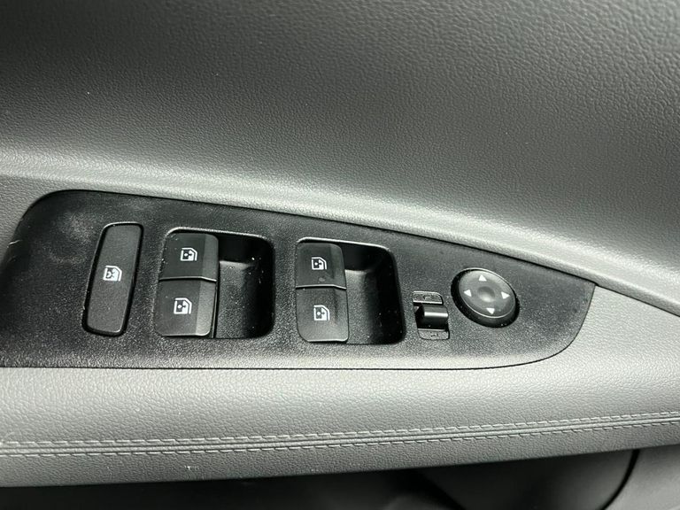 Hyundai HB20S Comfort Plus 1.0 Flex 12V Mec.