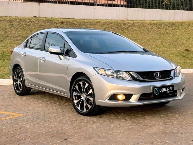 Honda Civic Sedan LXR 2.0 Flexone 16V Aut. 4p