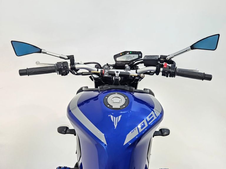 YAMAHA MT-09 850cc/ABS