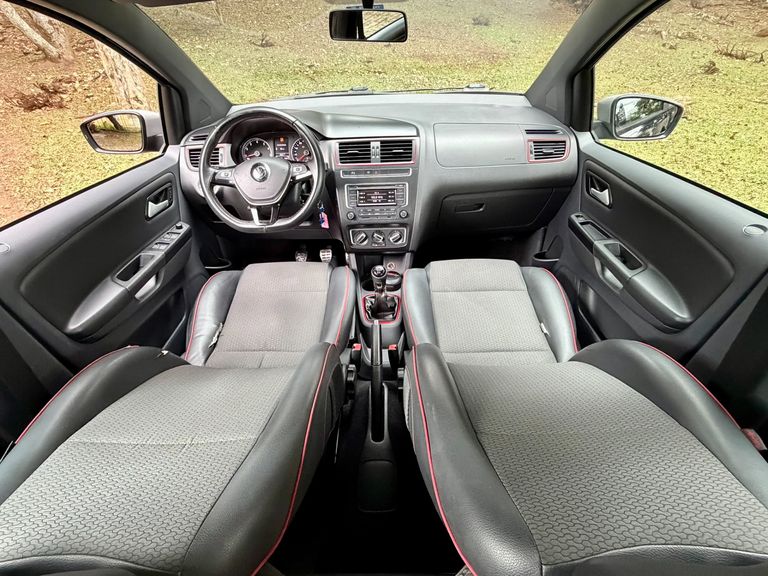 VolksWagen Fox Rock in Rio 1.6 Mi Total Flex 8V 5p
