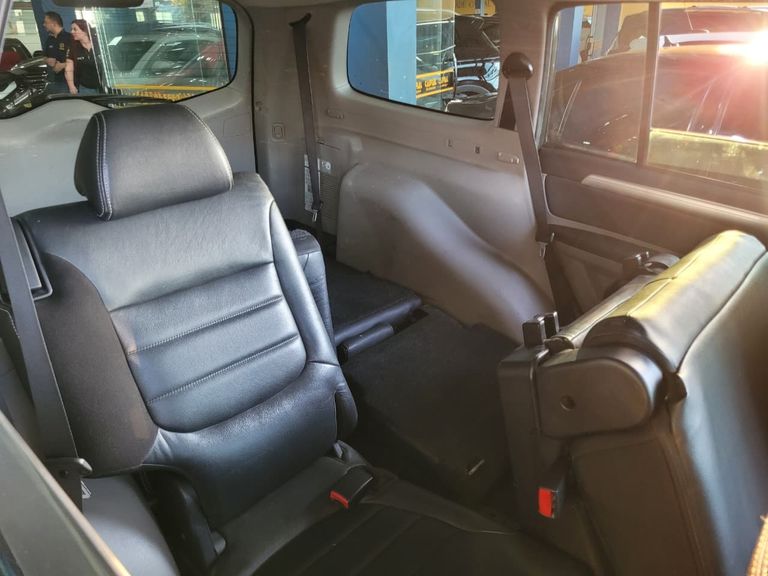 Mitsubishi Pajero HPE 3.2 4x4 T.I. Dies. 5p Aut.