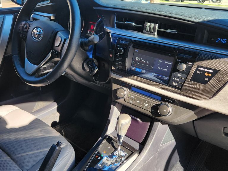 Toyota Corolla XEi 2.0 Flex 16V Aut.