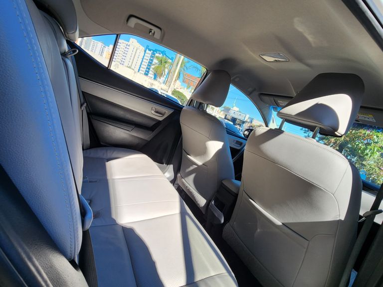 Toyota Corolla XEi 2.0 Flex 16V Aut.