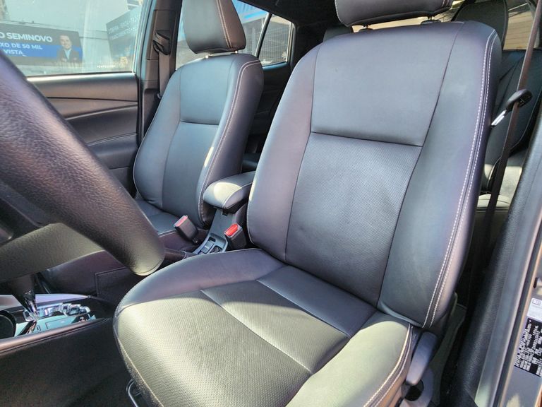 Toyota YARIS XLS 1.5 Flex 16V 5p Aut.
