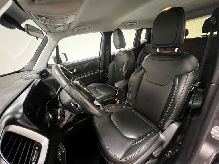 Jeep Renegade Longitude 1.8 4x2 Flex 16V Aut.