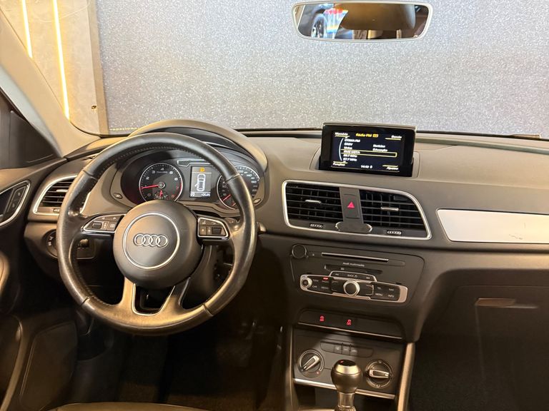 Audi Q3 1.4 TFSI/TFSI Flex S-tronic 5p