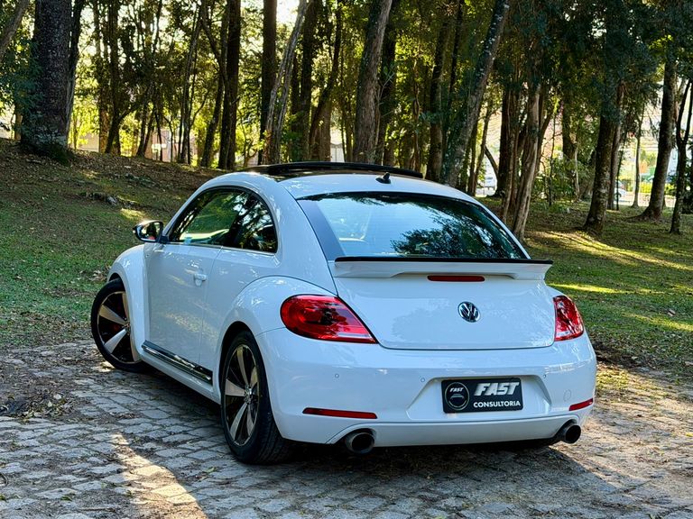 VolksWagen Fusca 2.0 R-Line TSI 16V Aut.