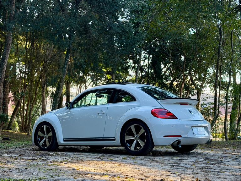 VolksWagen Fusca 2.0 R-Line TSI 16V Aut.