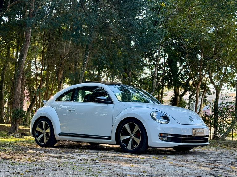 VolksWagen Fusca 2.0 R-Line TSI 16V Aut.