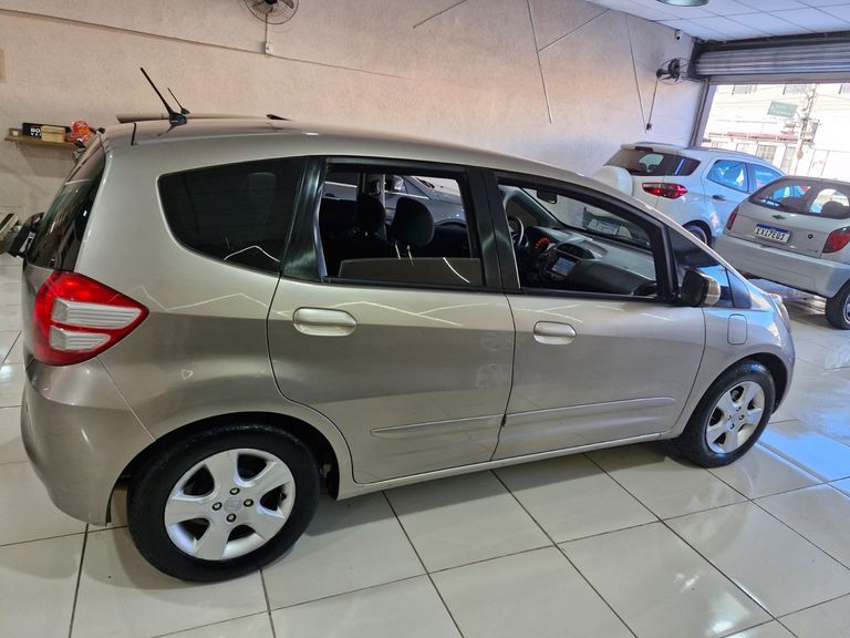 Honda Fit LX 1.4/ 1.4 Flex 8V/16V 5p Mec.