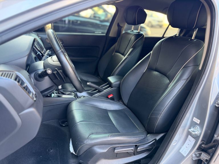 Honda CITY Hatchback Touring 1.5 Flex 16V Aut