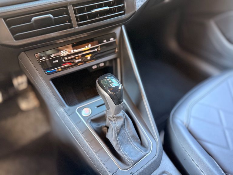 VolksWagen VIRTUS Exclusive 250TSI 1.4 Flex 16V Aut