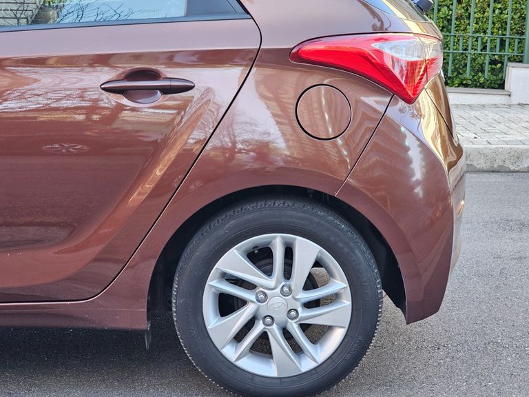Hyundai HB20 Premium 1.6 Flex 16V Aut.