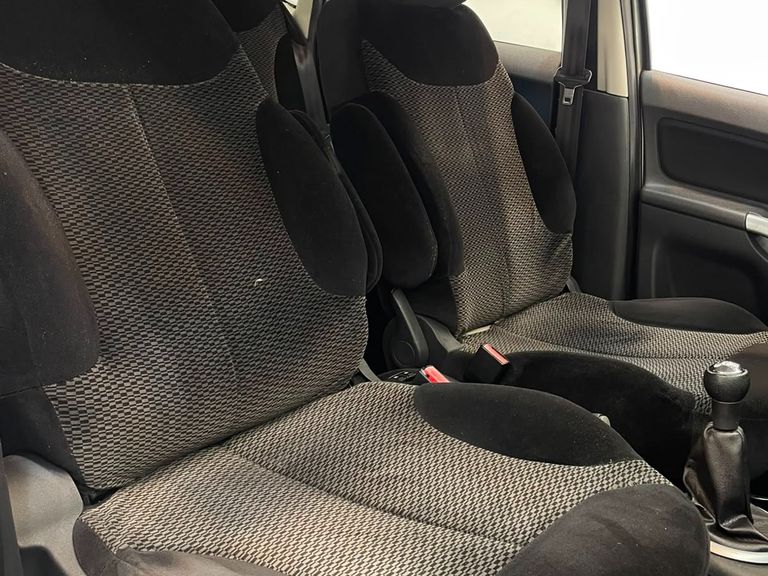 Citroën C3 Exclusive 1.4 Flex 8V 5p