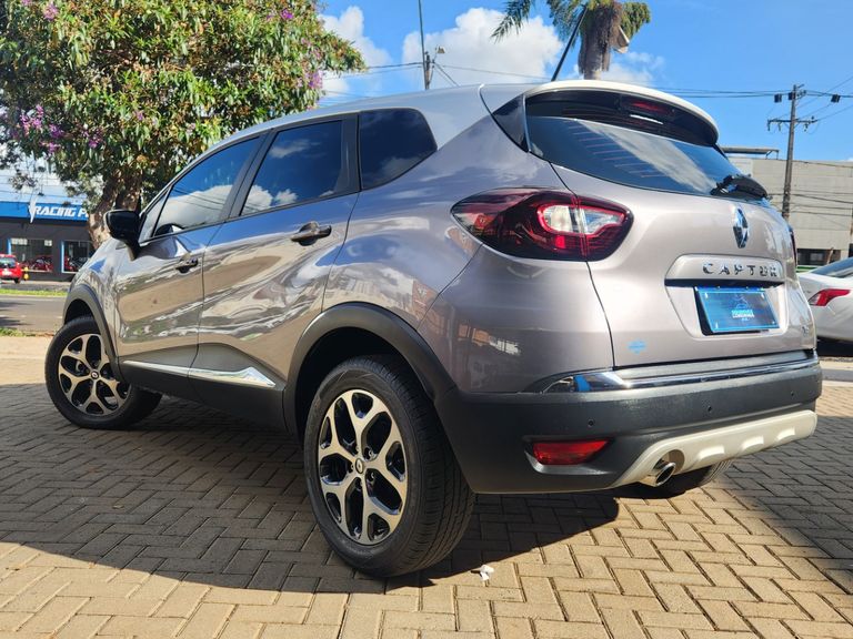 Renault CAPTUR Intense 1.3 TB 16V Flex 5p Aut.
