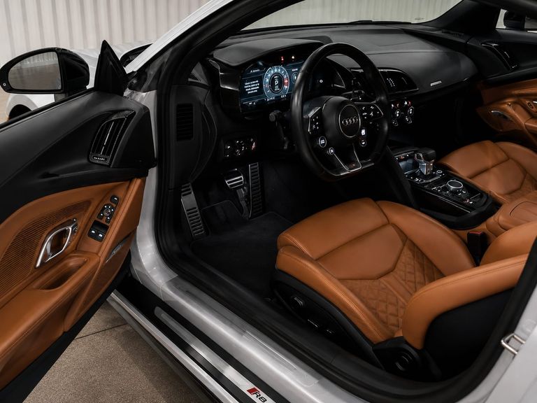 Audi R8 5.2 V10 Quattro R-tronic/S-tronic
