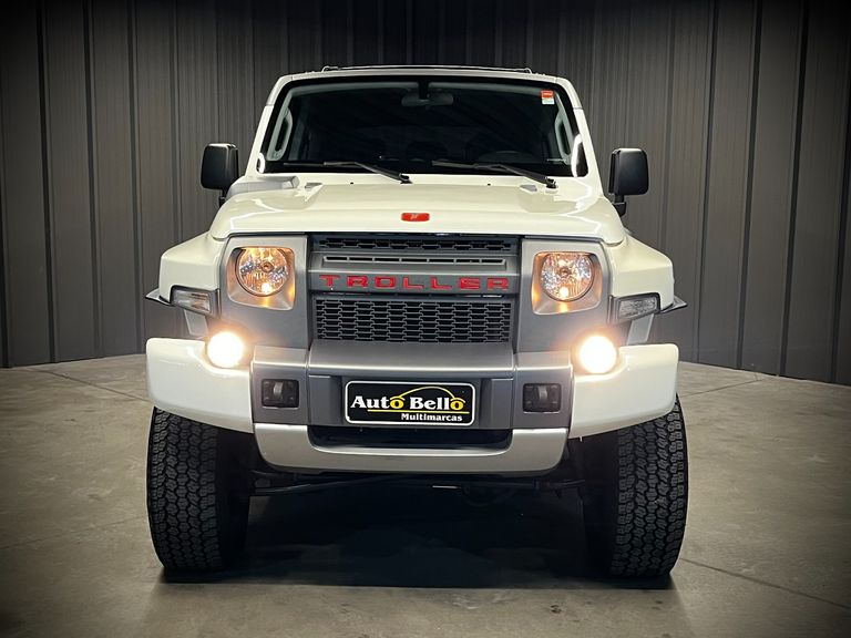 Troller T-4 4x4 3.2 20V Tdi Cap. Rígida Diesel
