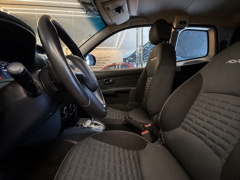 Fiat Strada Adv.1.8 16V Dualogic Flex CD