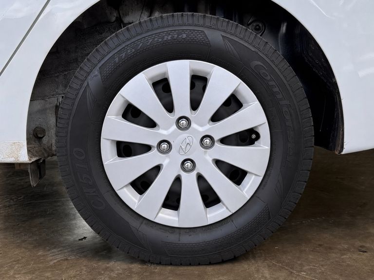 Hyundai HB20S Unique 1.0 Flex 12V Mec.