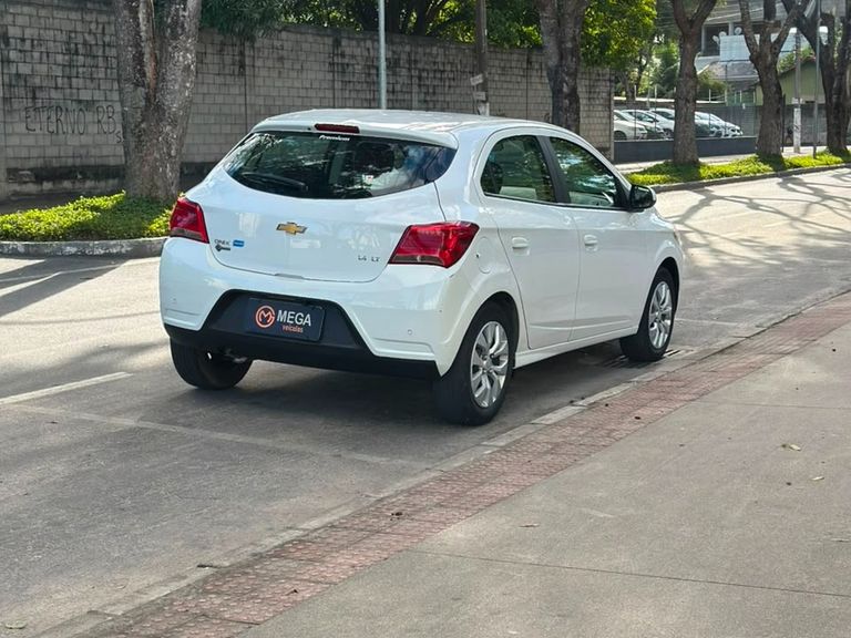 Chevrolet ONIX HATCH LT 1.4 8V FlexPower 5p Mec.