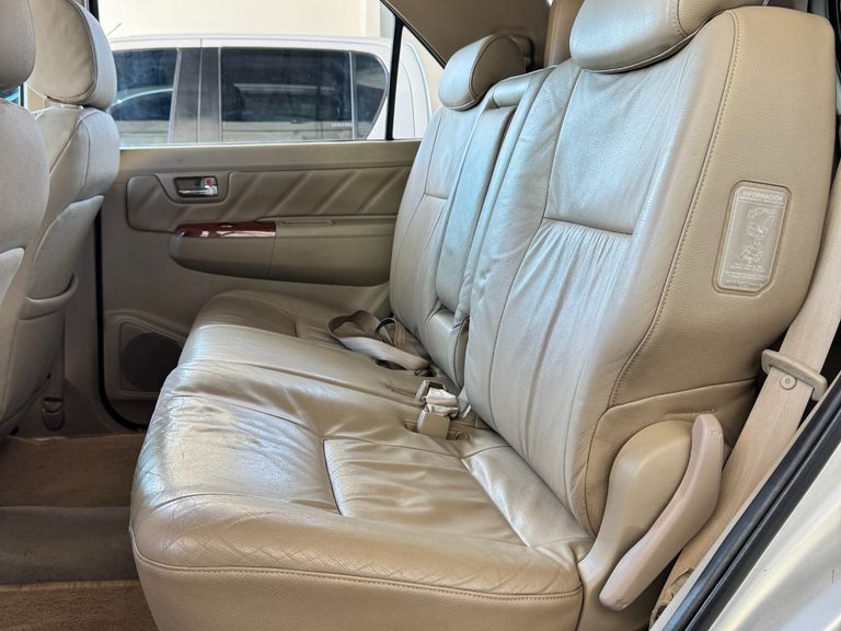 Toyota Hilux SW4 SRV D4-D 4x4 3.0 TDI Dies. Aut