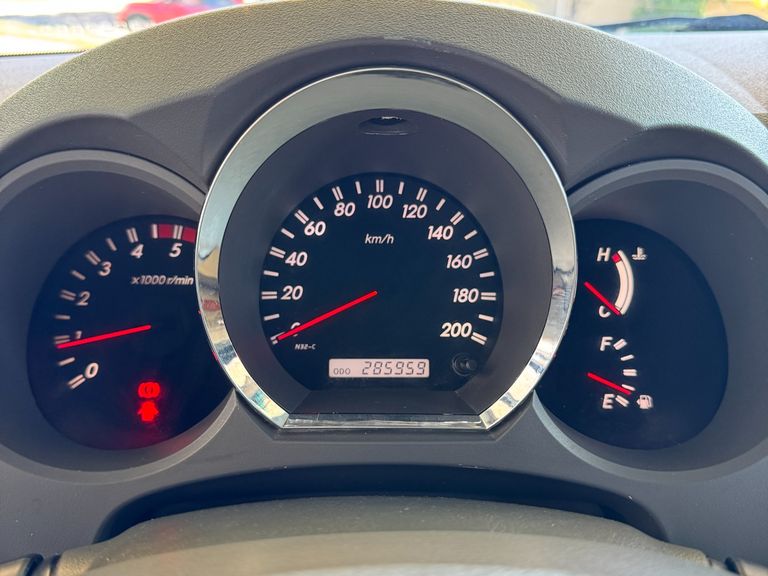 Toyota Hilux SW4 SRV D4-D 4x4 3.0 TDI Dies. Aut