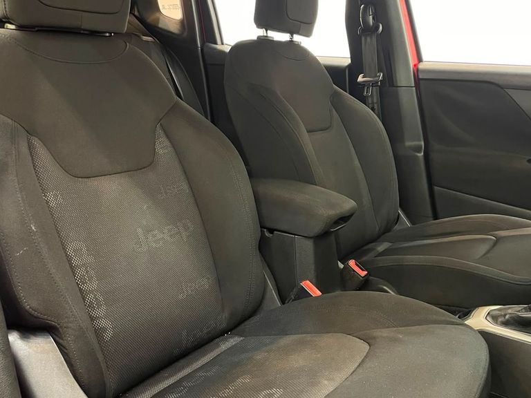 Jeep Renegade Sport 1.8 4x2 Flex 16V Aut.