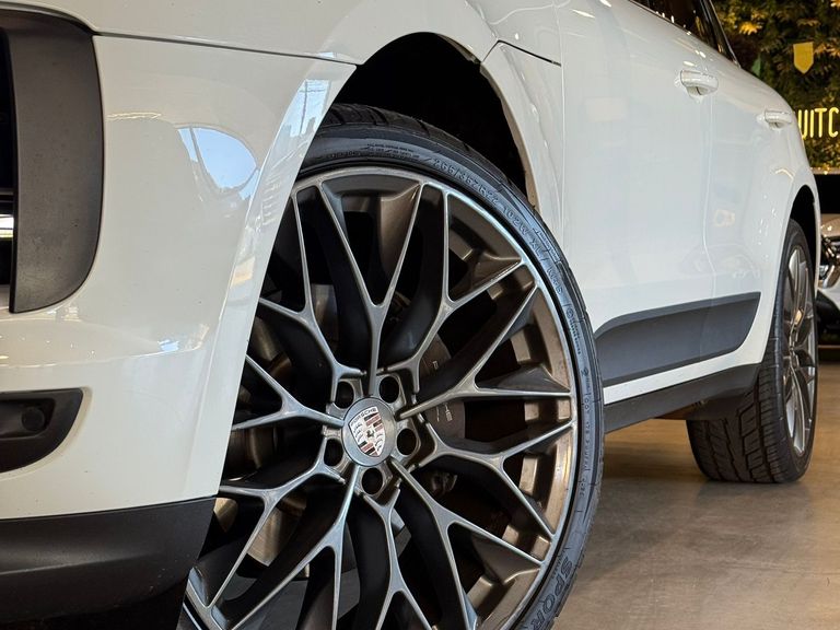 Porsche Macan 2.0 Turbo