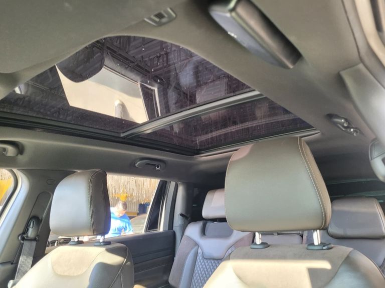 Jeep Commander Overland T270 1.3 TB Flex Aut.