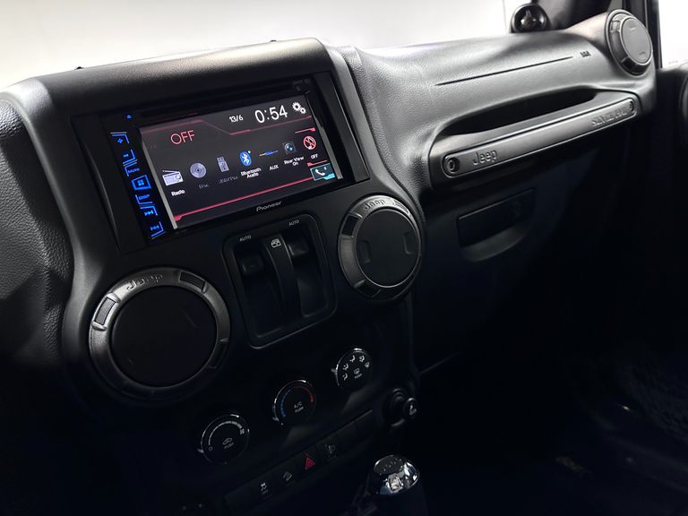 Jeep Wrangler Sport 3.8 V6 199cv