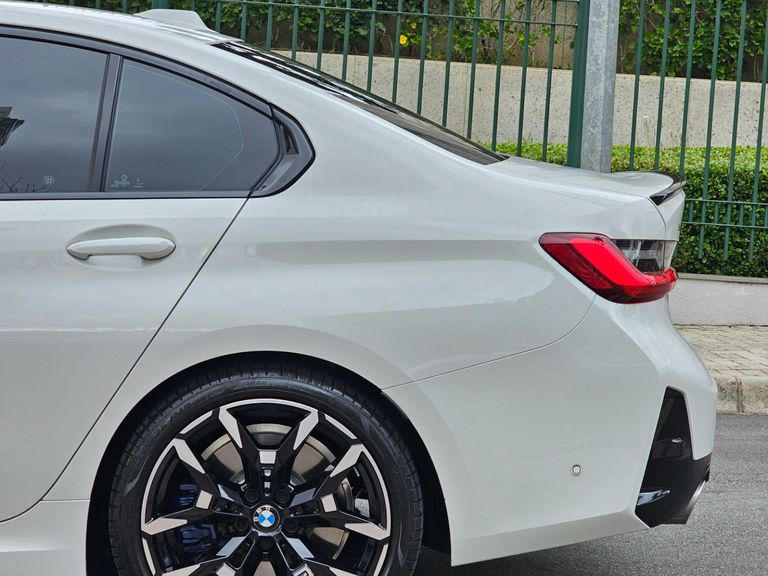 BMW 320iA 2.0 TB M Sport A.Flex/M.Sport 4p